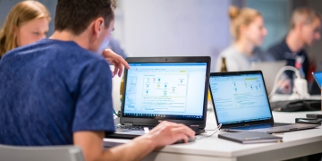 The eight steps to teaching data science with KNIME