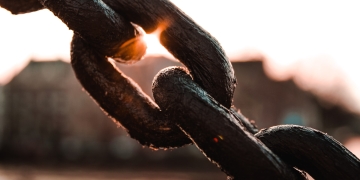 Resilient Manufacturing: Who's Not Suffering from Supply Chain Issues